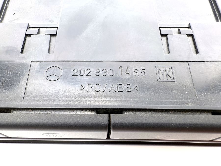 2028301485 | Mercedes SL500 | R129 AC heater climate control unit 2028301485 | Mercedes SL500 | R129 AC heater climate control unit