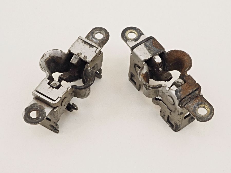 2028800160 | Mercedes S350 | W140 Hood locks pair