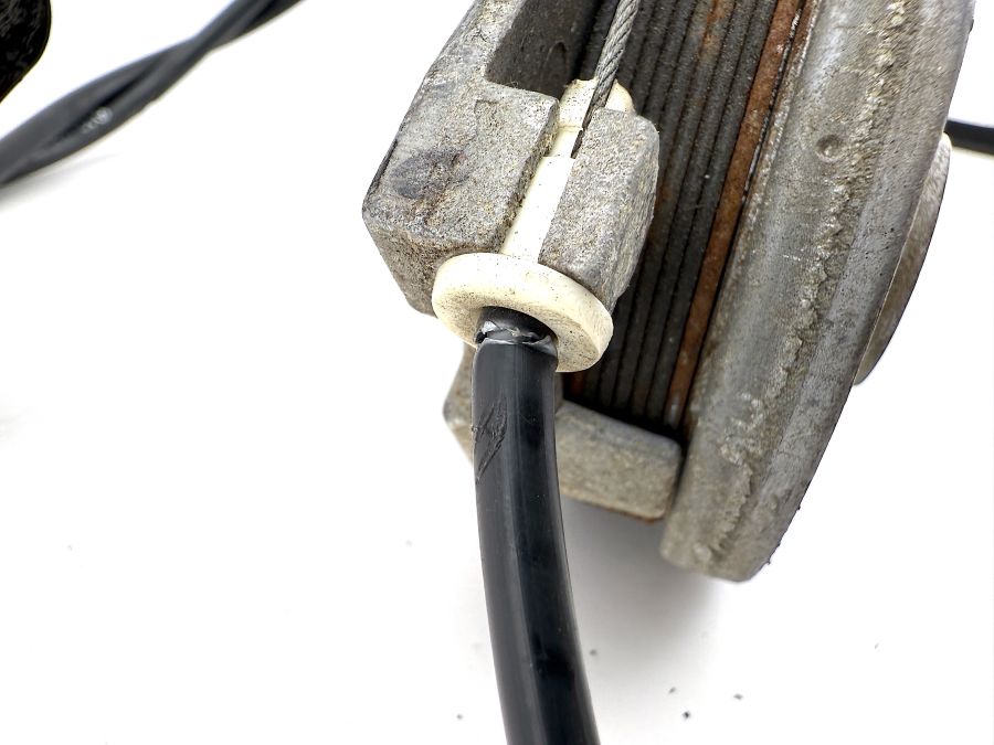 2084200084 2204200312 1294203285 | Mercedes SL500 | R129 Parking brake lever pedal assembly