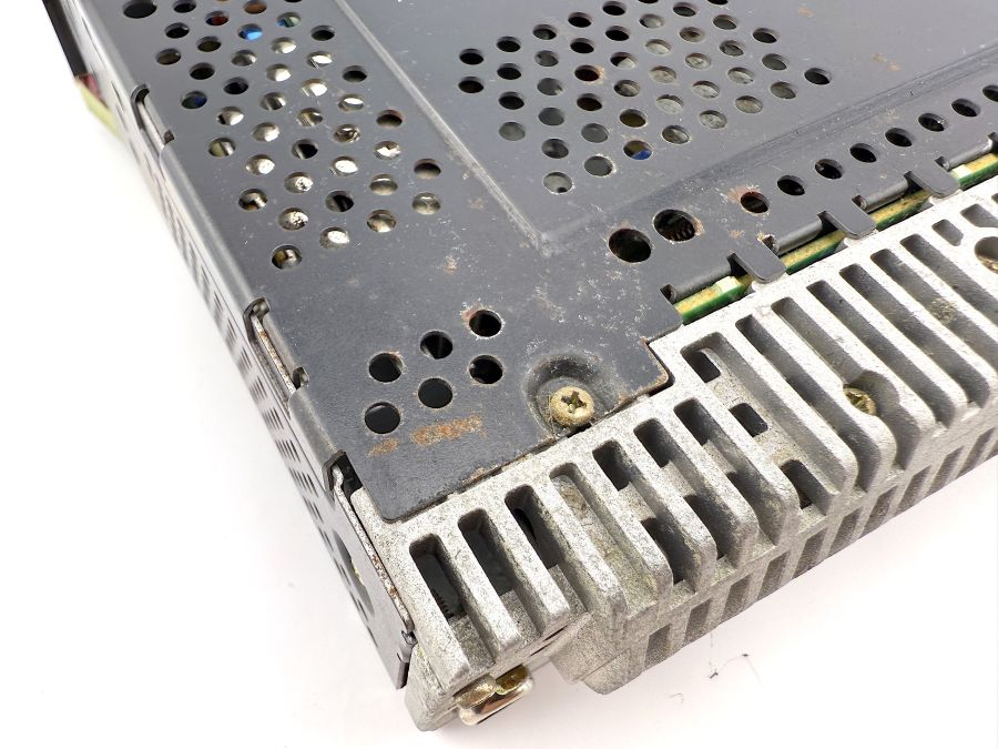 2088200586 | Mercedes SL500 | R129 FM AM WB Audio radio player