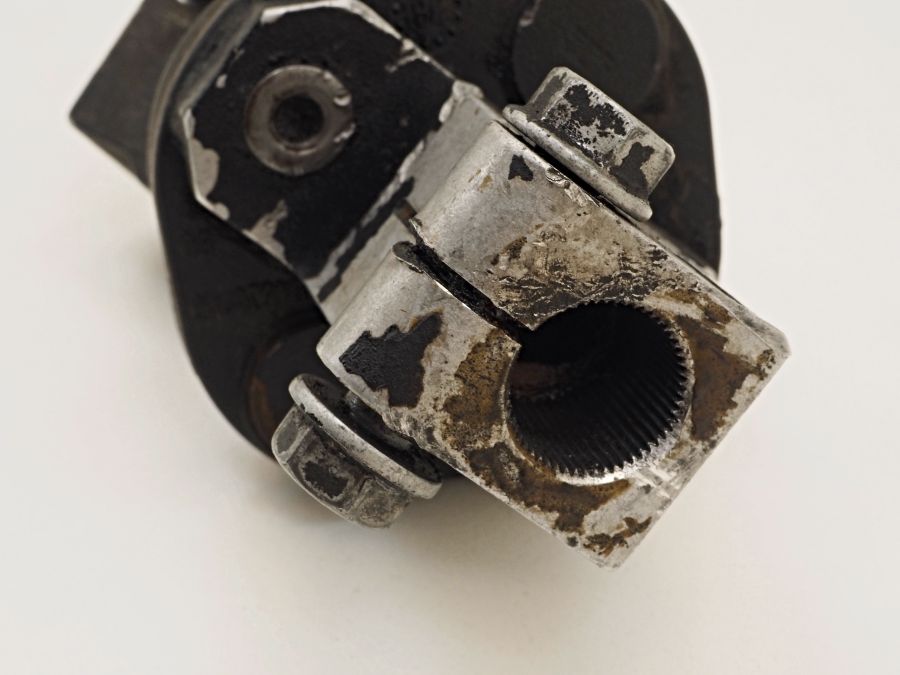 2104600110 2104620046 | Mercedes S350 | W140 Steering cross joint