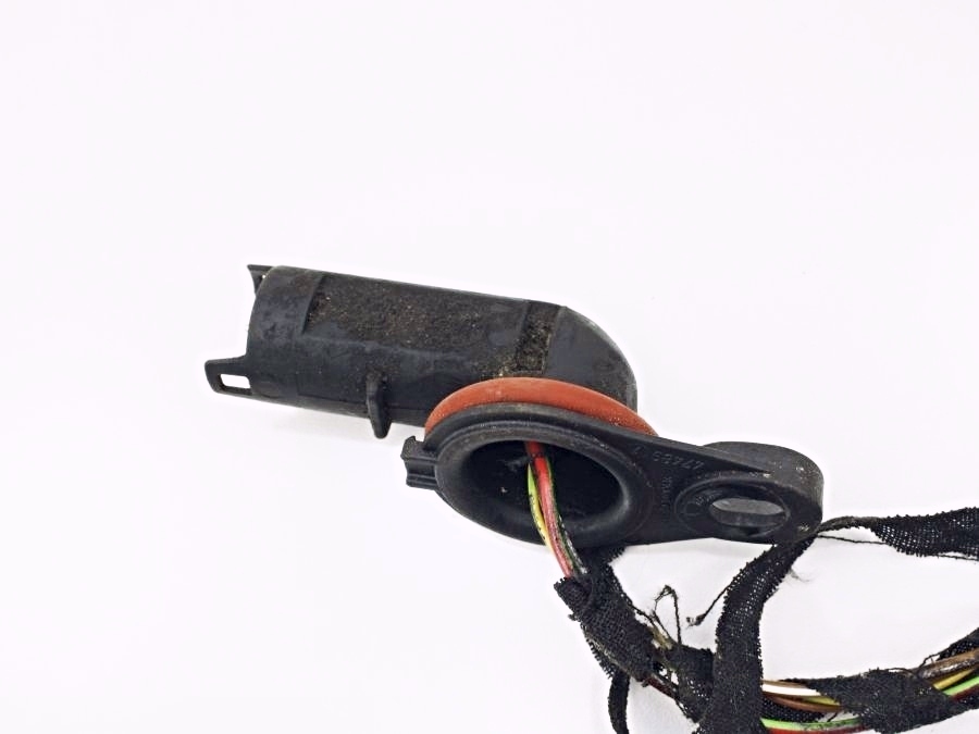 2105406281 | Mercedes SL500 | R129 Exhaust lambda sensor wiring connector