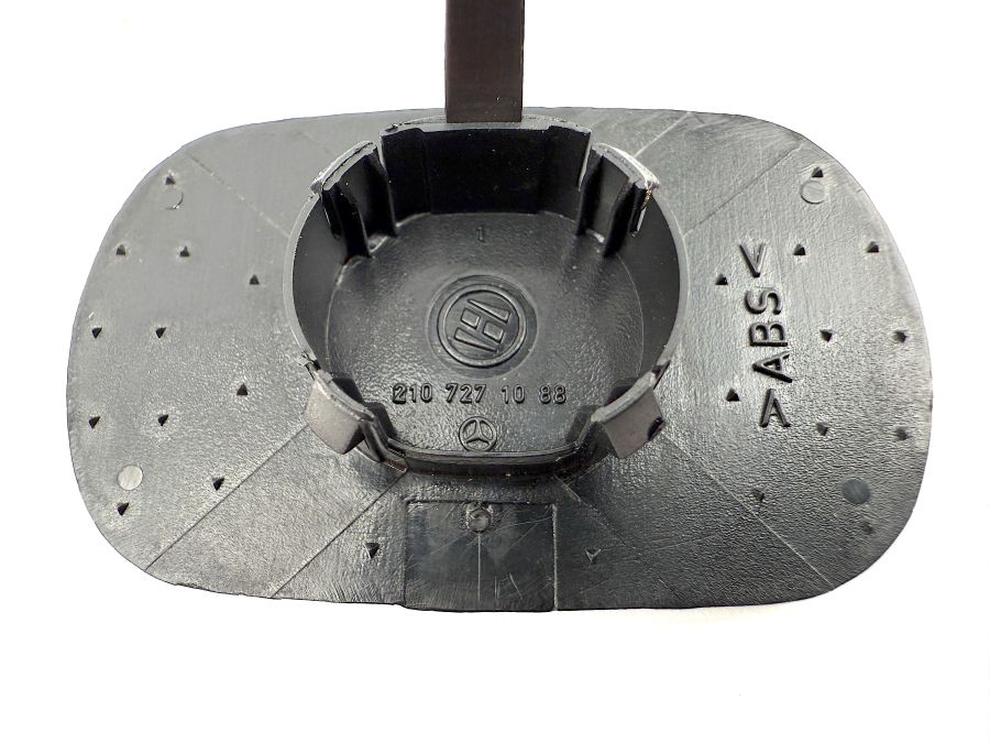 2107271088 1687200048 | Mercedes SL500 | R129 Door panel screw cover 2107271088 1687200048 | Mercedes SL500 | R129 Door panel screw cover