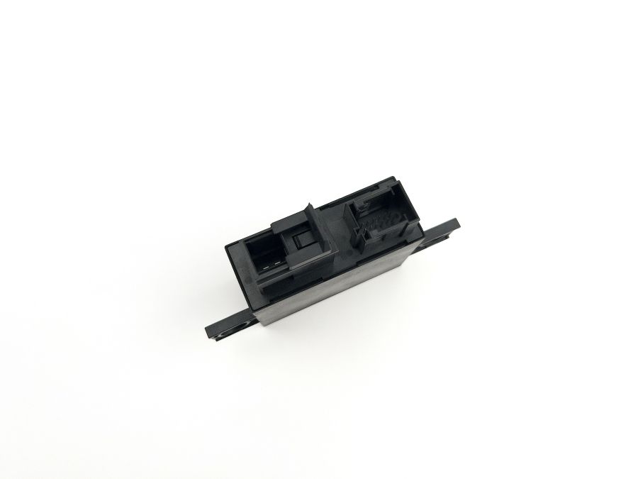 2108202726 | Mercedes SL500 | R129 Anti theft alarm IMO control module