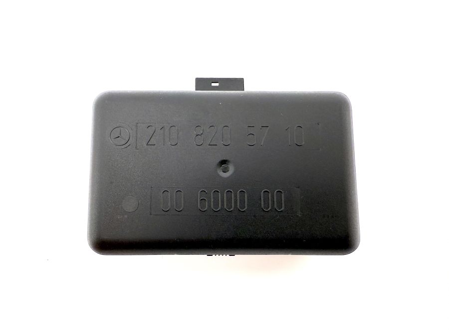 2108205710 | Mercedes SL500 | R129 Front windshield rain sensor 2108205710 | Mercedes SL500 | R129 Front windshield rain sensor