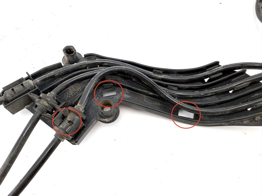 2125402705 2125401705 2125402117 | Mercedes E250 | W212 ABS Rear right wheel speed sensor