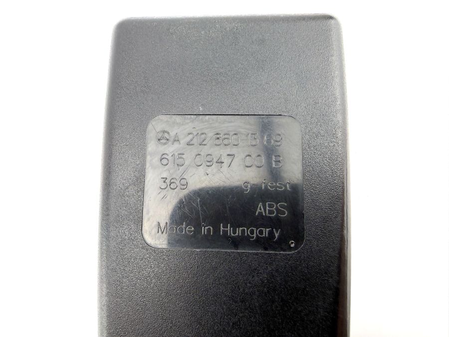 2128601369 | Mercedes E250 | W212 Seat belt lock seat
