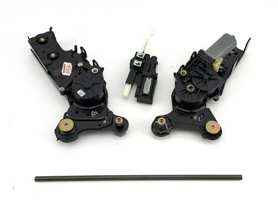 2158200242 2158200642 | Mercedes SL55 | R230 Right seat backrest frame adjustment motors