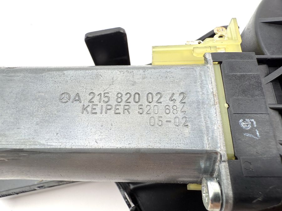 2158200242 2158200642 | Mercedes SL55 | R230 Right seat backrest frame adjustment motors