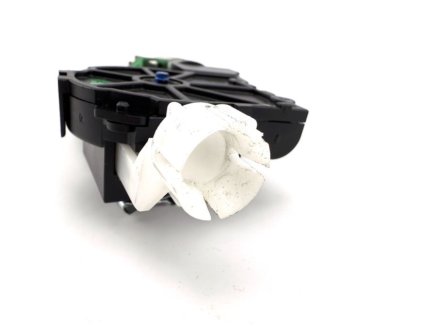 2158200642 | Mercedes SL500 | R230 Left seat headrest adjustment motor