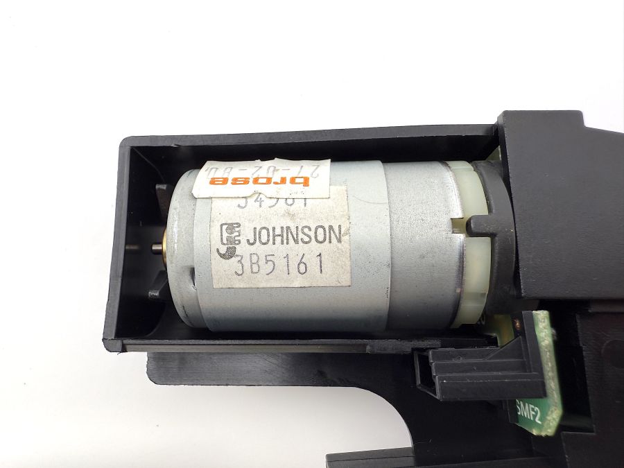 2158200642 | Mercedes SL500 | R230 Left seat headrest adjustment motor