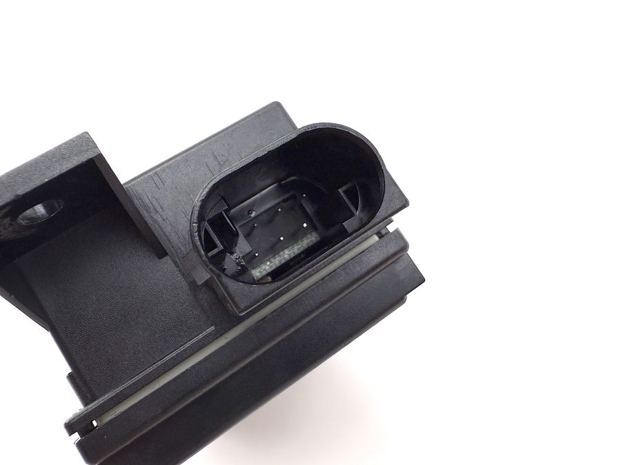 2158600505 | Mercedes SL500 | R230 Seat belt sensor