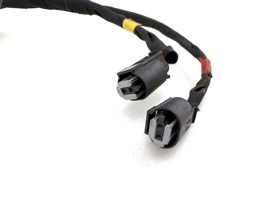 2203200358 | Mercedes SL500 | R230 ABC rear left valve block wiring connectors