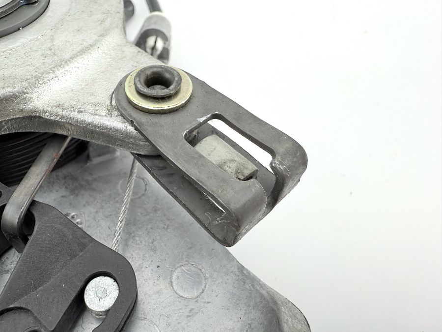 2204270036 2304200112 | Mercedes SL500 | R230 Parking brake lever pedal assembly RHD