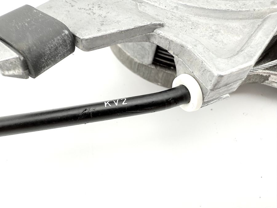 2204270036 2304200112 | Mercedes SL500 | R230 Parking brake lever pedal assembly RHD