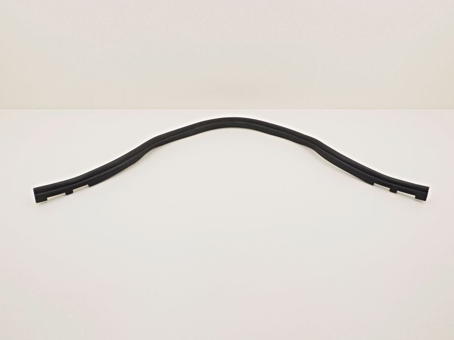 2206280098 | Mercedes S500 | W220 Underhood engine bay seal