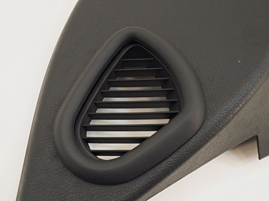 2207205689 22072056897211 2207271088 | Mercedes S500 | W220 Front right door seat module trim 2207205689 22072056897211 2207271088 | Mercedes S500 | W220 Front right door seat module trim