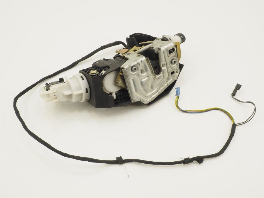2207304635 | Mercedes S500 | W220 Right rear door lock latch actuator