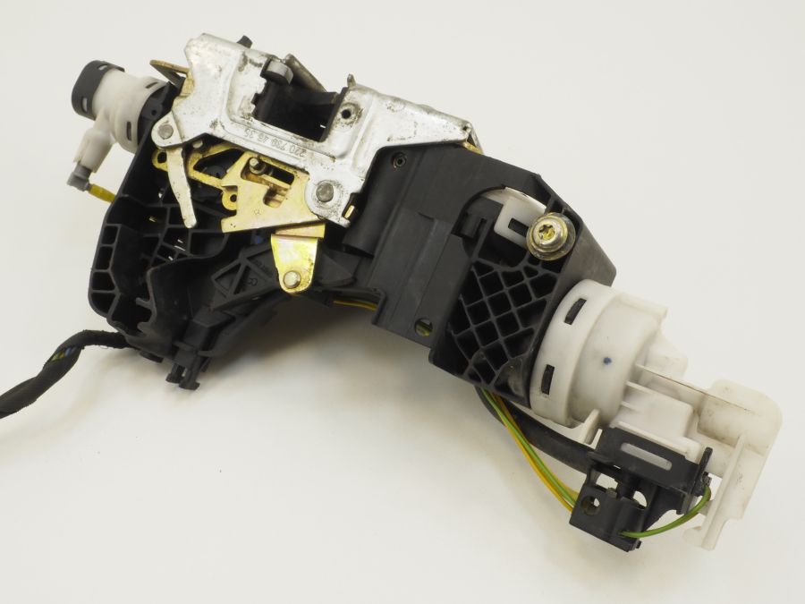 2207304635 | Mercedes S500 | W220 Right rear door lock latch actuator