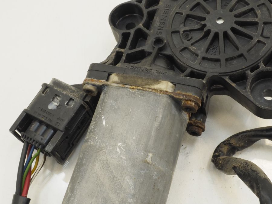 2208200342 2208200715 | Mercedes S500 | W220 Rear left window electric motor