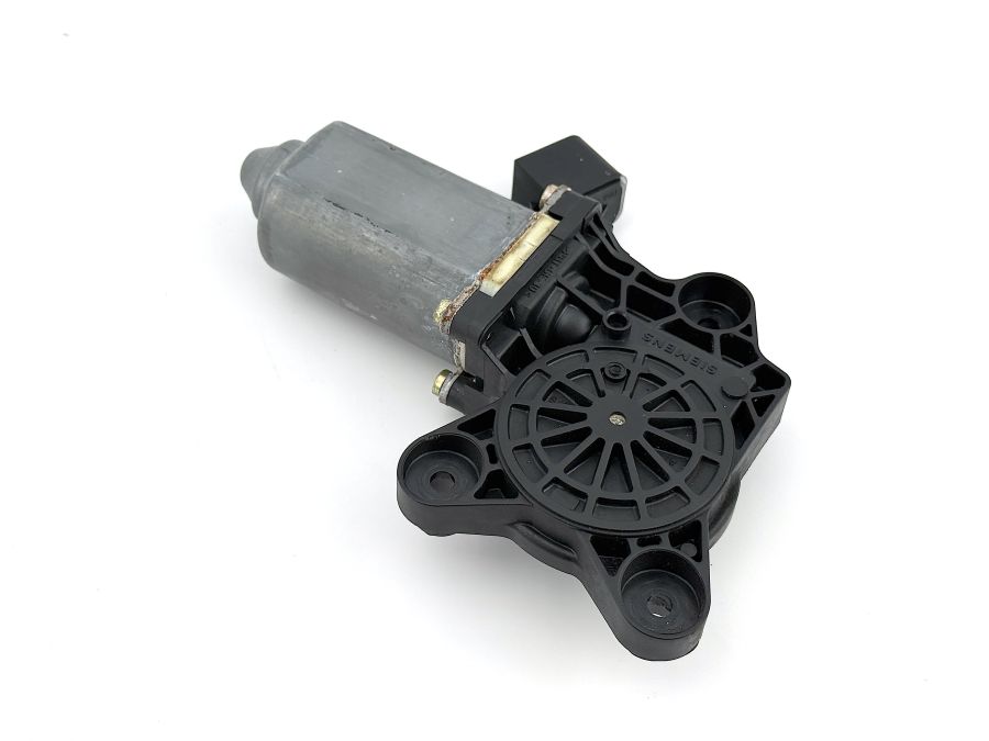 2208200442 | Mercedes SL55 | R230 Rear right window electric motor