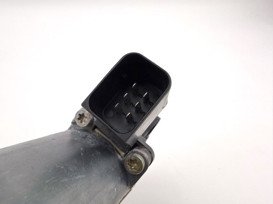 2208200442 | Mercedes SL55 | R230 Rear right window electric motor