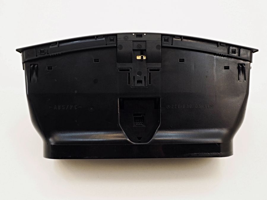 2208300554 | Mercedes S500 | W220 Center air dash vent grill