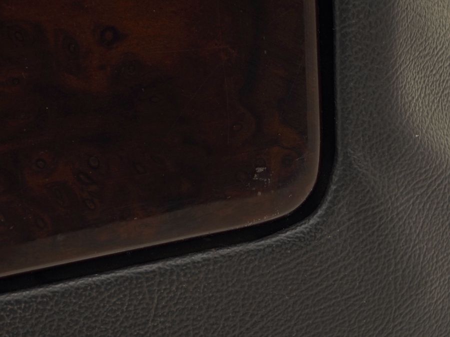 2209102039 22091020399B95 2209103239 | Mercedes S500 | W220 Front seat rear trim with folding table