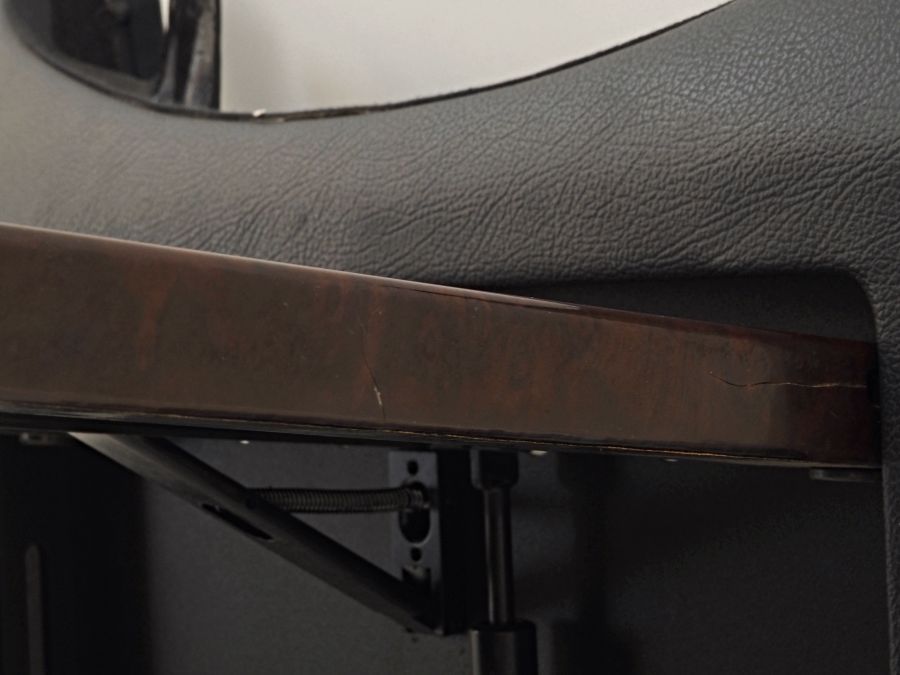 2209102039 22091020399B95 2209103239 | Mercedes S500 | W220 Front seat rear trim with folding table