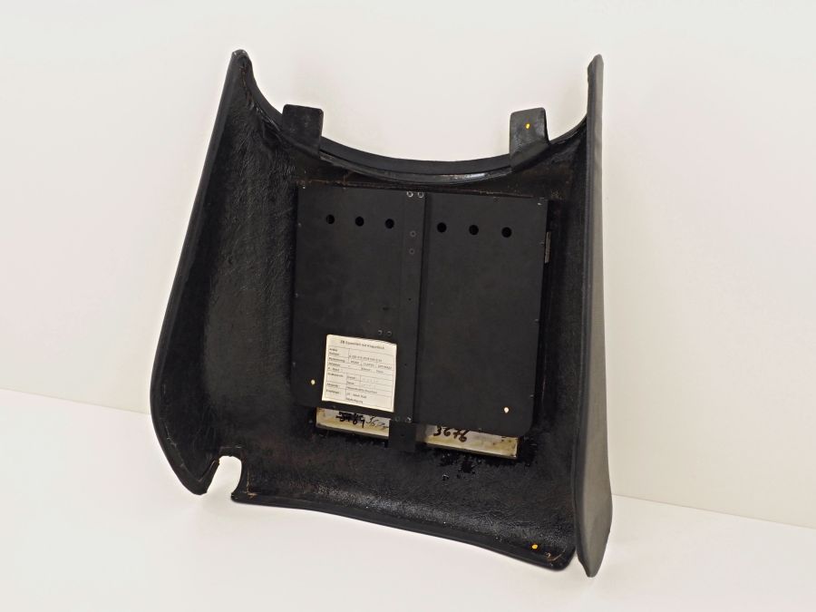 2209102039 22091020399B95 2209103239 | Mercedes S500 | W220 Front seat rear trim with folding table