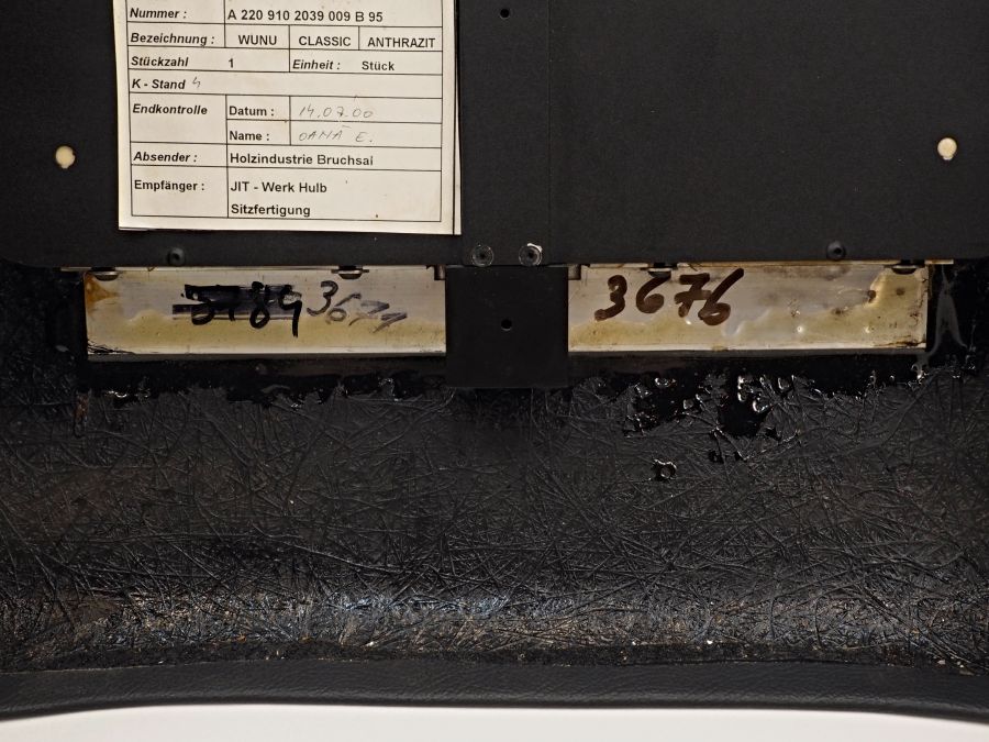 2209102039 22091020399B95 2209103239 | Mercedes S500 | W220 Front seat rear trim with folding table