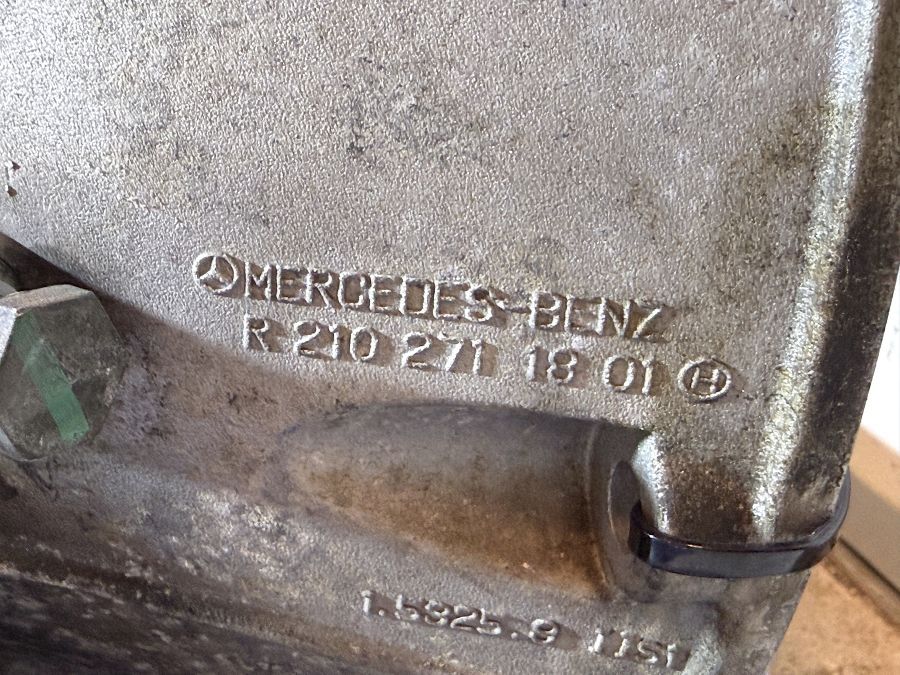 2302700700 1402712601 1402500802 | Mercedes SL55 | R230 AMG Gearbox 722.643