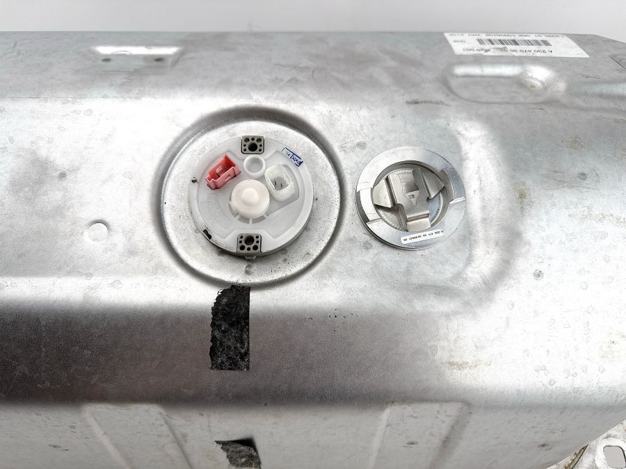 2304703501 2304700720 2306820341 | Mercedes SL55 | R230 AMG Fuel tank