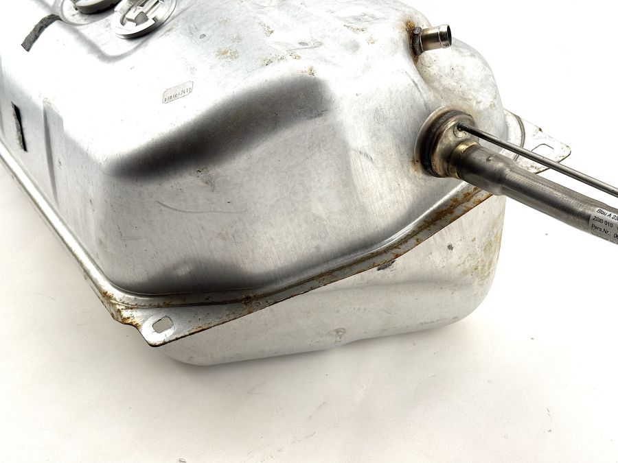 2304703501 2304700720 2306820341 | Mercedes SL55 | R230 AMG Fuel tank