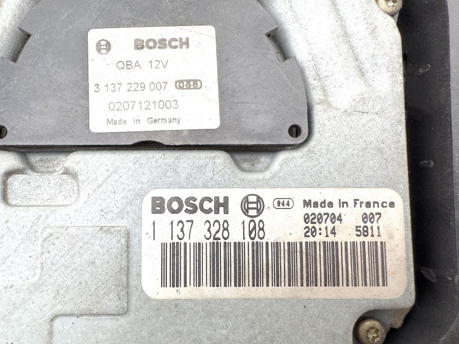 2305000093 2305000593 | Mercedes SL500 | R230 Engine radiator cooling fan module