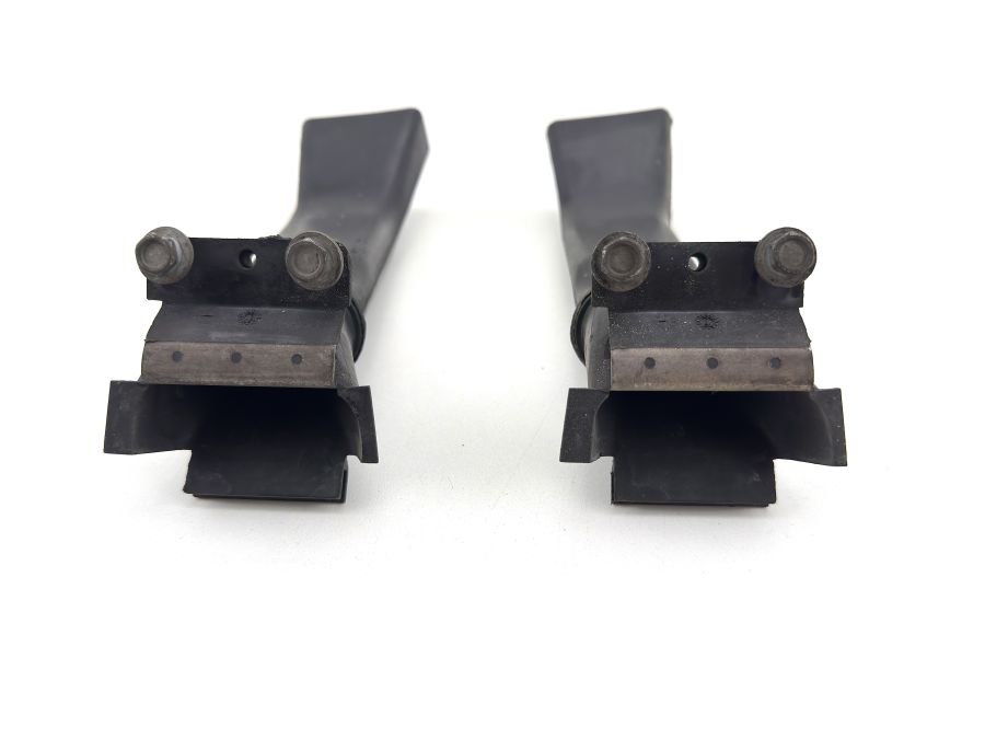 2305280009 | Mercedes SL500 | R230 Front lower splash shield air duct pipes