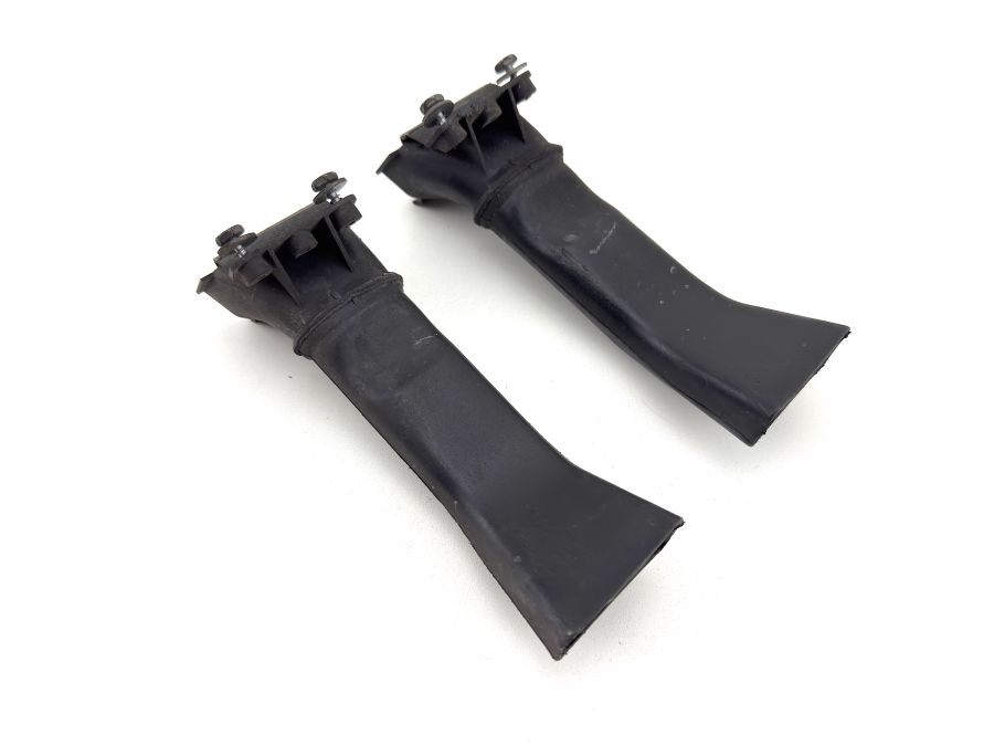 2305280009 | Mercedes SL500 | R230 Front lower splash shield air duct pipes