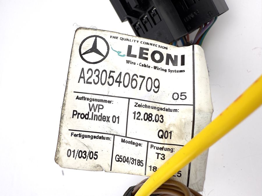 2305406709 | Mercedes SL55 | R230 Rear trunk lid wiring harness