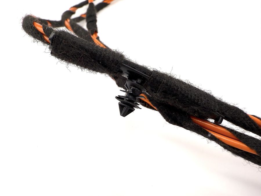 2305407608 | Mercedes SL500 | R230 Radio optical cable