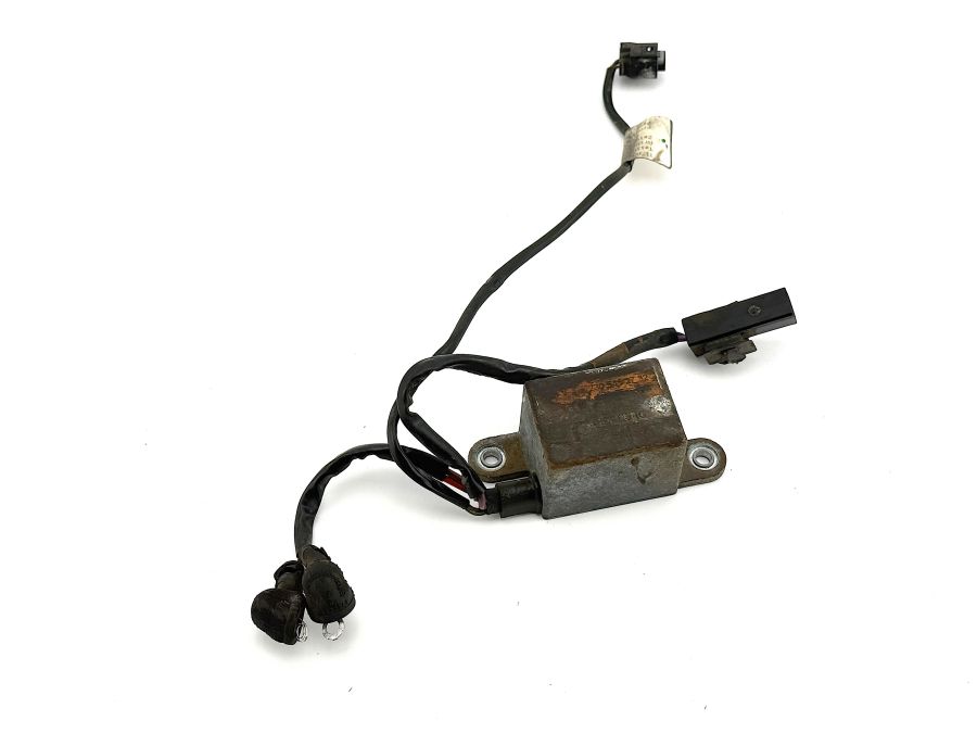 2305452732 0009008009 | Mercedes SL55 | R230 AMG Fuel pump control unit