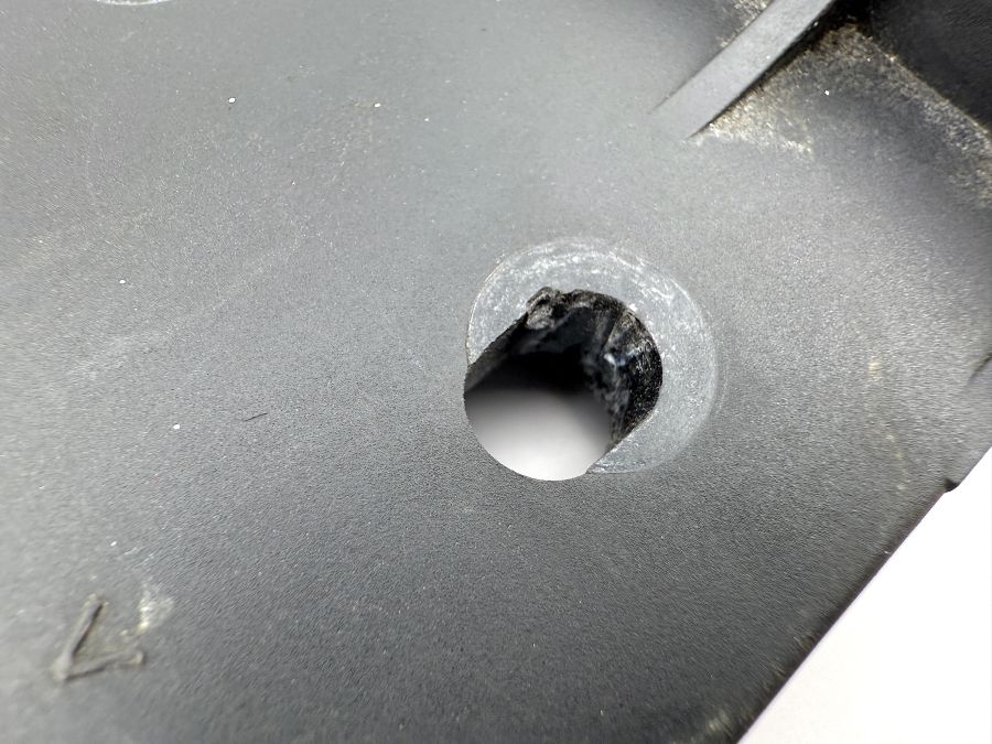 2306190048 | Mercedes SL500 | R230 Battery upper holder