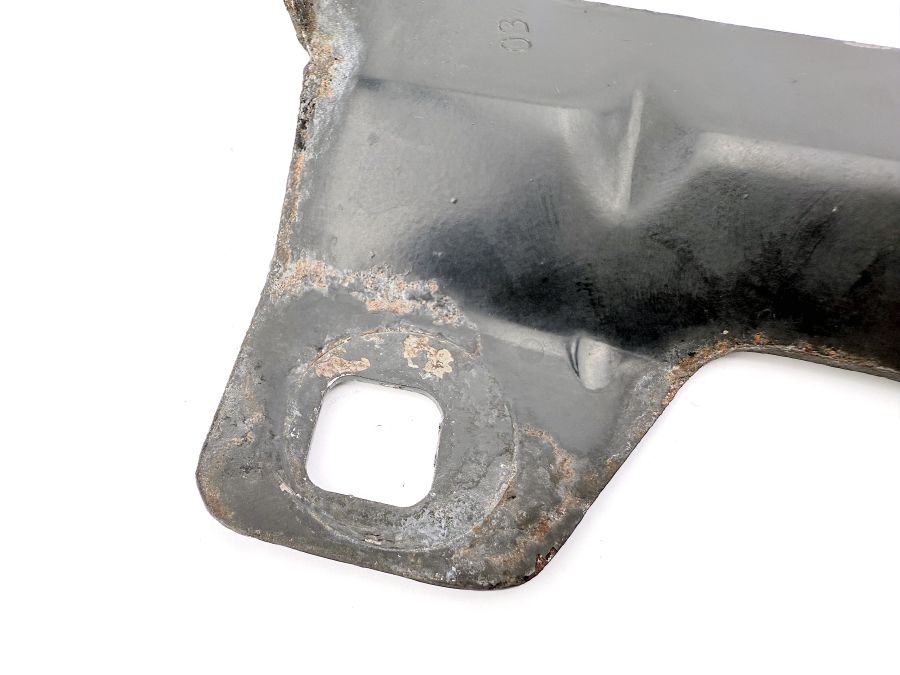 2306260219 2306202914 2306203014 | Mercedes SL500 | R230 Front bumper bracket on stiffening support