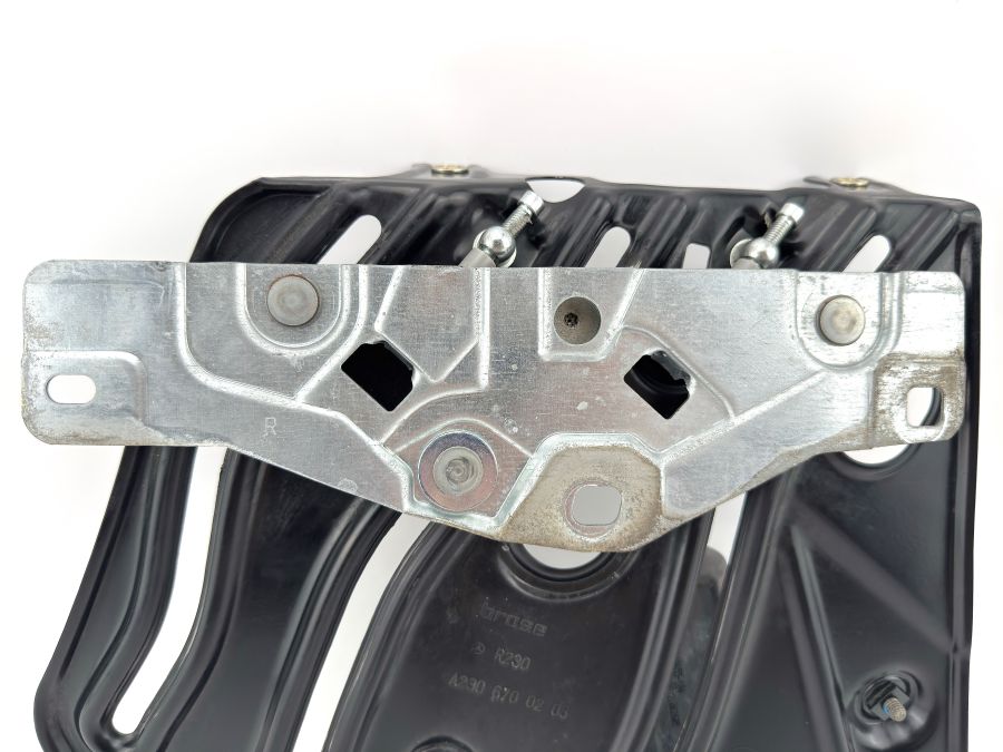 2306700203 2306700403 2208200442 | Mercedes SL500 | R230 Rear right window regulator