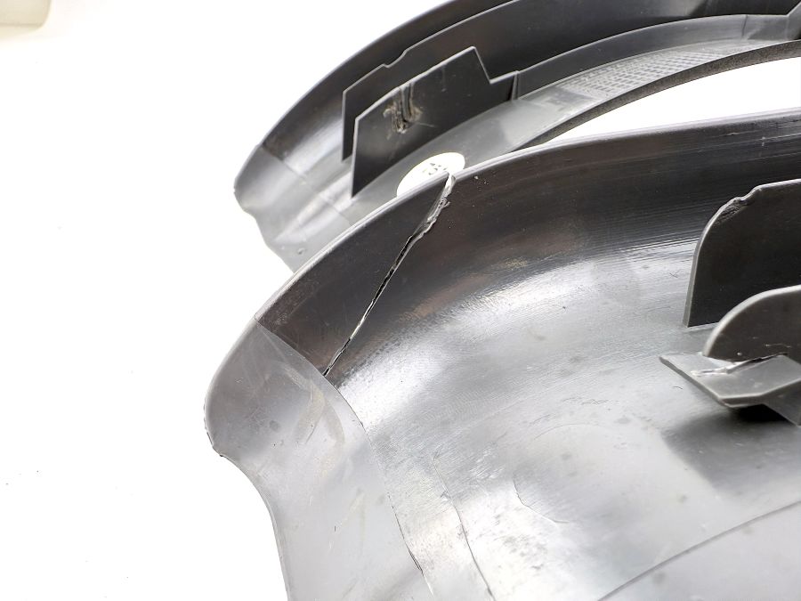 2306800235 2306800135 | Mercedes SL500 | R230 Door threshold pads pair