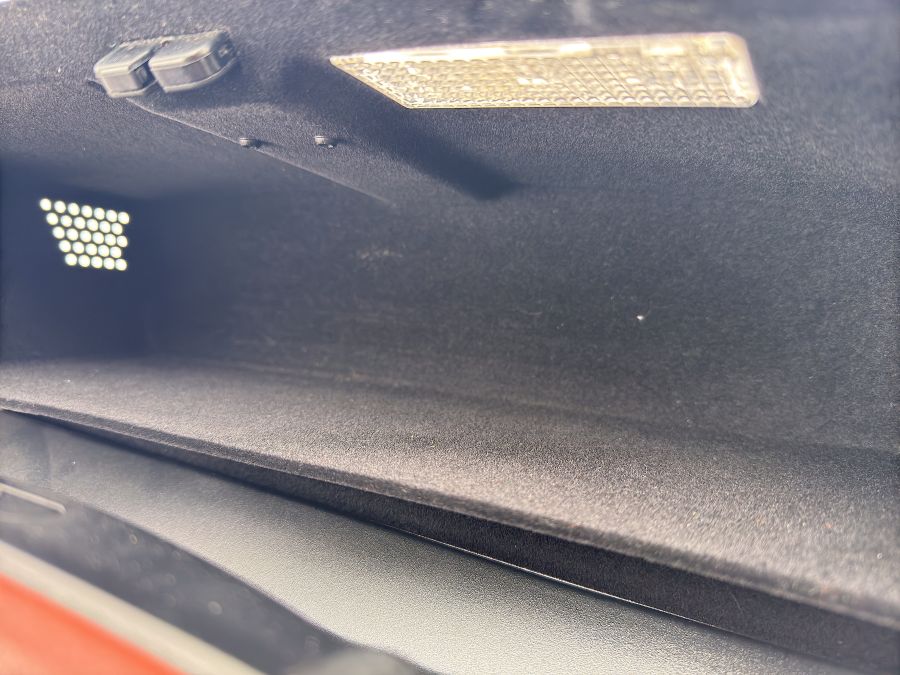 2306800387 2038201901 2306800384 | Mercedes SL500 | R230 Instrument panel glovebox RHD