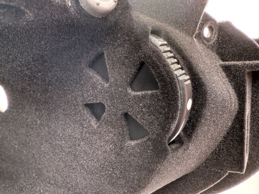2306800387 2038201901 2306800384 | Mercedes SL500 | R230 Instrument panel glovebox RHD