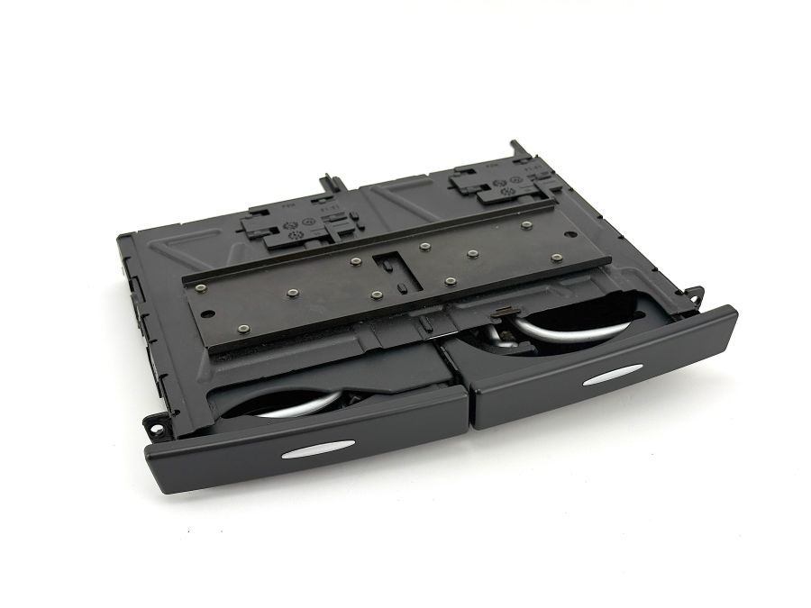 2306806150 | Mercedes SL55 | R230 Central console cup holders