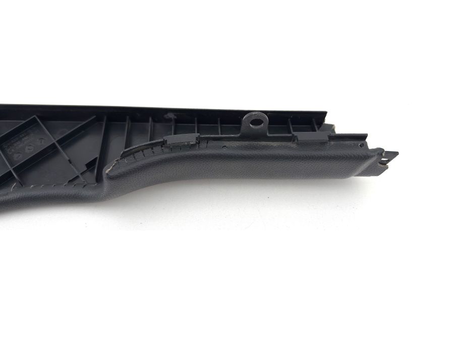 2306901241 2306901041 | Mercedes SL500 | R230 Right side edge cover trim flap panel