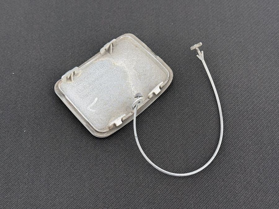 2306983930 | Mercedes SL55 | R230 Left side skirt rear jack cover