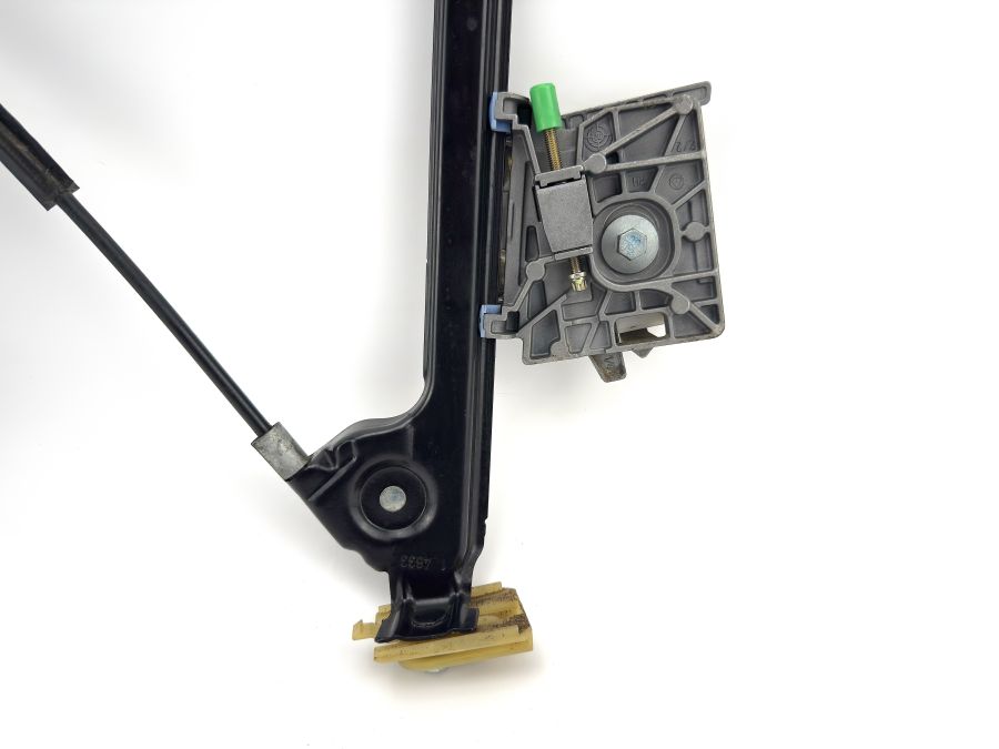 2307200446 | Mercedes SL500 | R230 Front right door window regulator 2307200446 | Mercedes SL500 | R230 Front right door window regulator